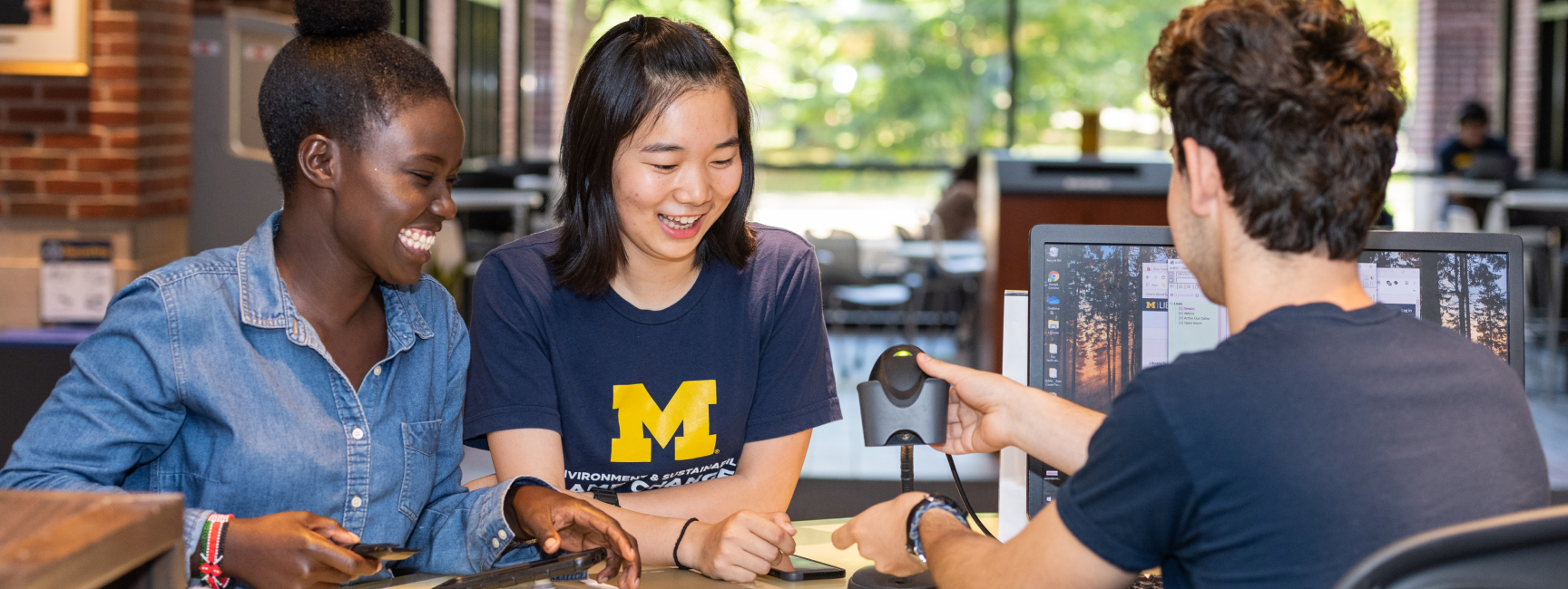 3 students working together